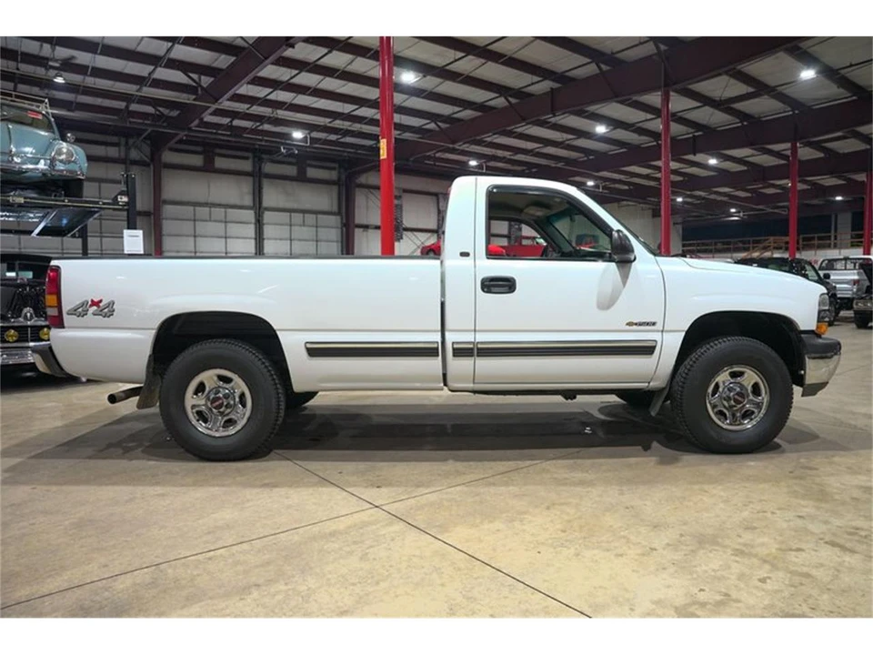 2000 Chevrolet Silverado 1st Gen - Image 10 of 31