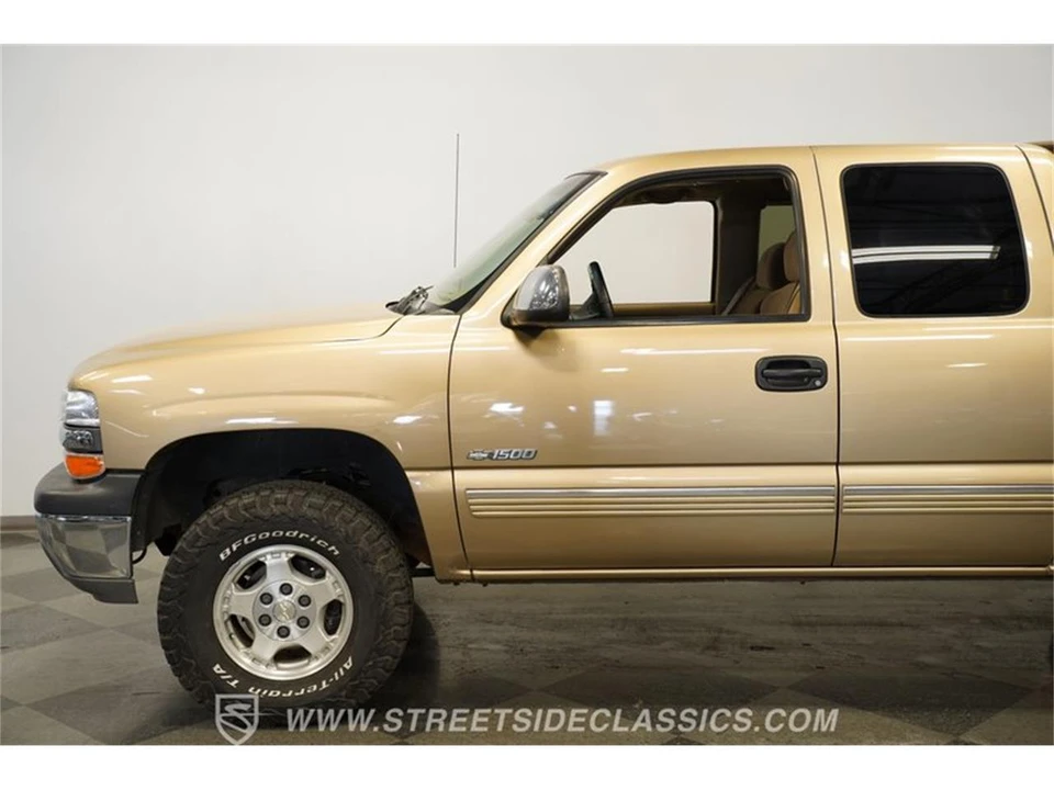 2000 Chevrolet Silverado 1st Gen - Image 24 of 31