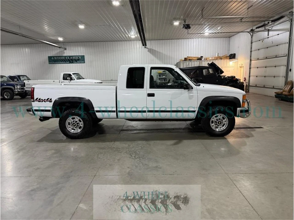 2000 Chevrolet Silverado 1st Gen - Image 6 of 31