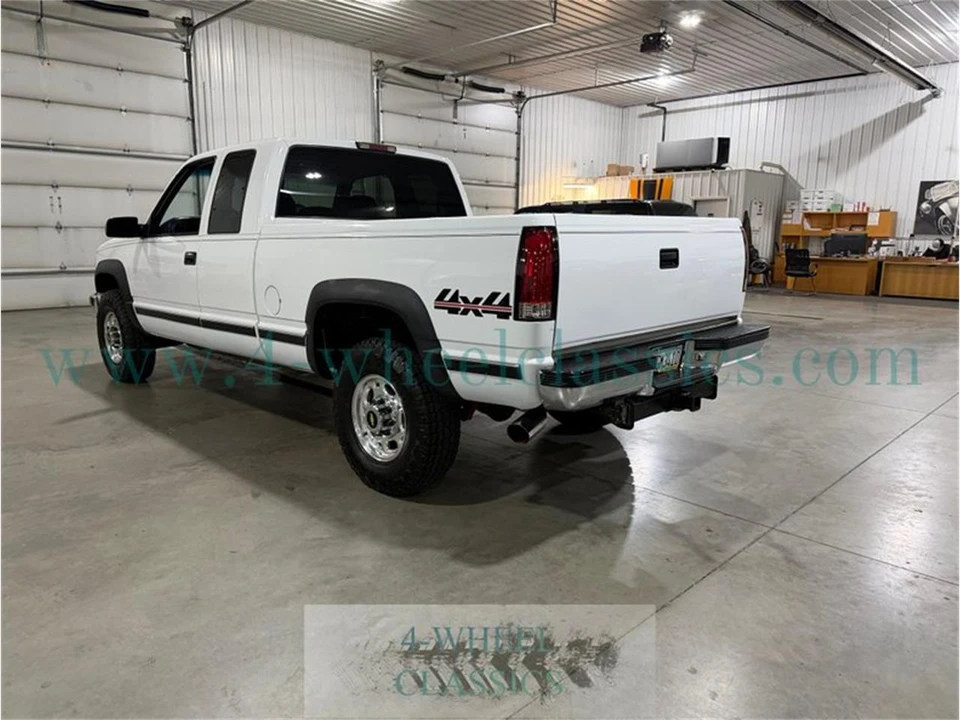 2000 Chevrolet Silverado 1st Gen - Image 3 of 31
