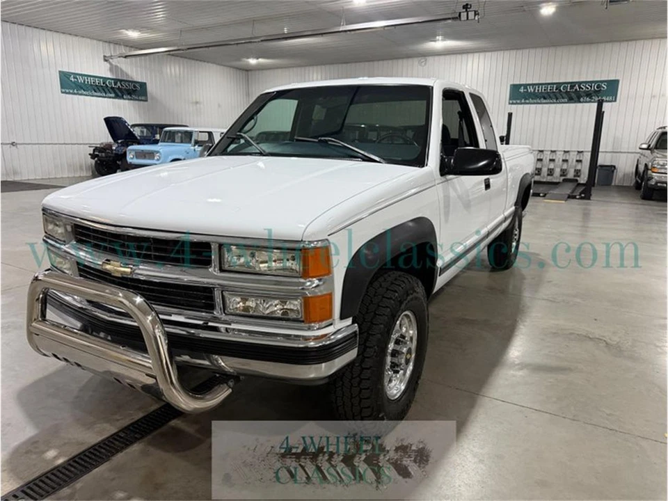 2000 Chevrolet Silverado 1st Gen - Image 11 of 31