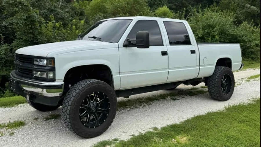 2000 Chevrolet Silverado 1st Gen - Image 4 of 8