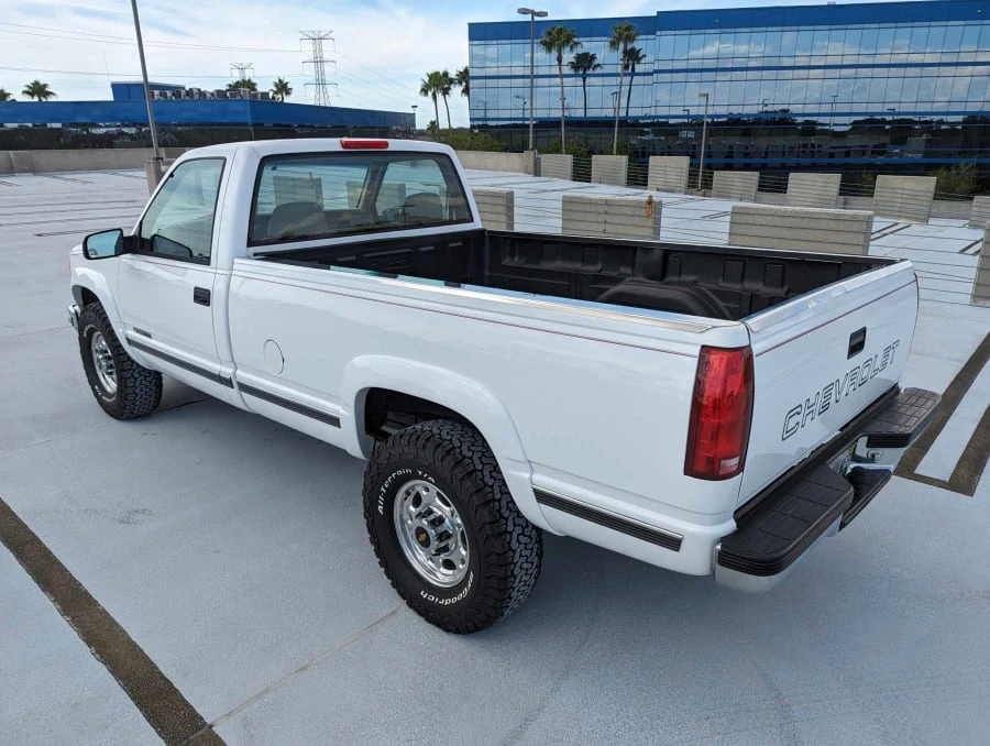 2000 Chevrolet Silverado 1st Gen - Image 3 of 20