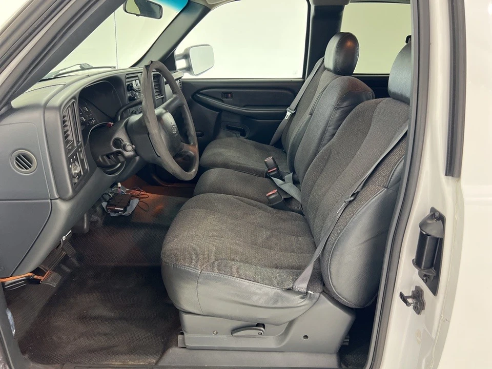 2000 Chevrolet Silverado 1st Gen - Image 16 of 21