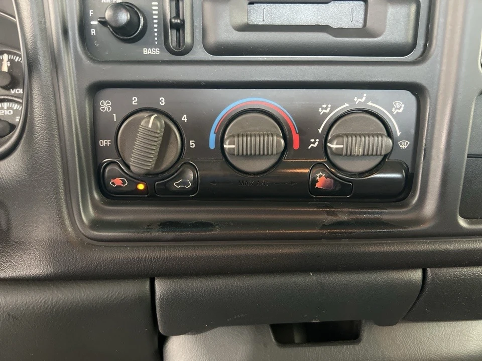 2000 Chevrolet Silverado 1st Gen - Image 15 of 21