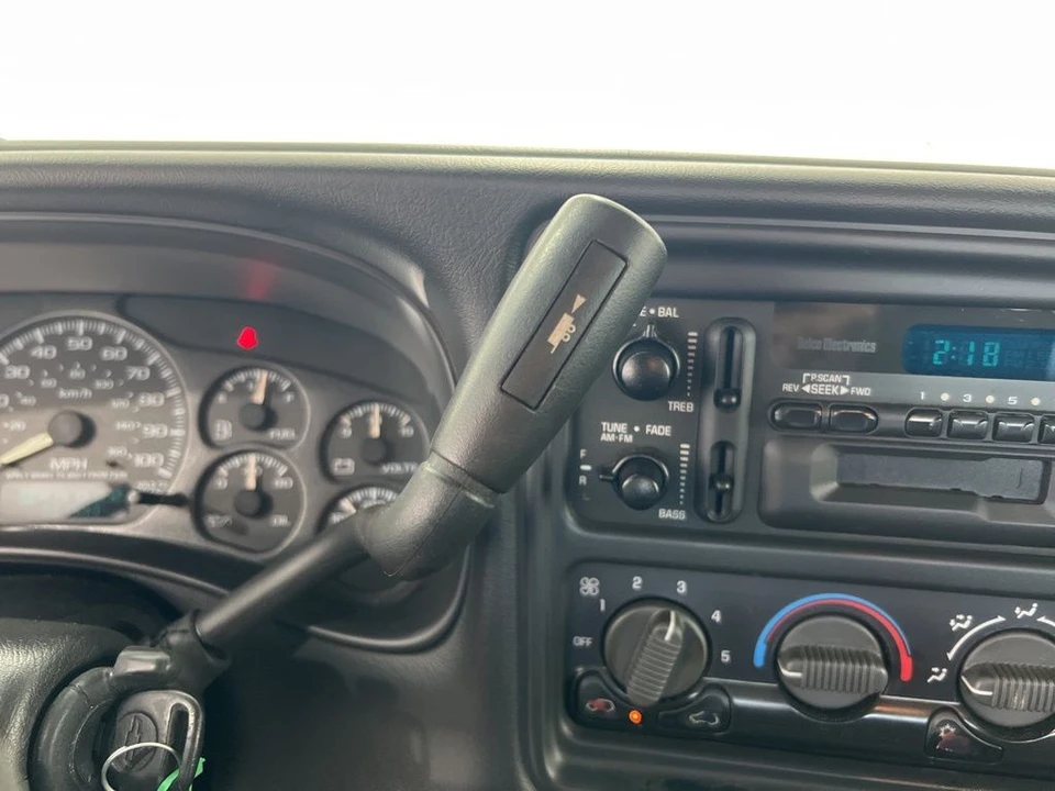 2000 Chevrolet Silverado 1st Gen - Image 14 of 21