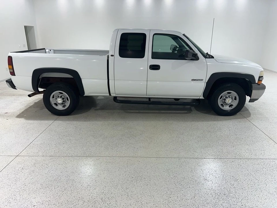 2000 Chevrolet Silverado 1st Gen - Image 6 of 21