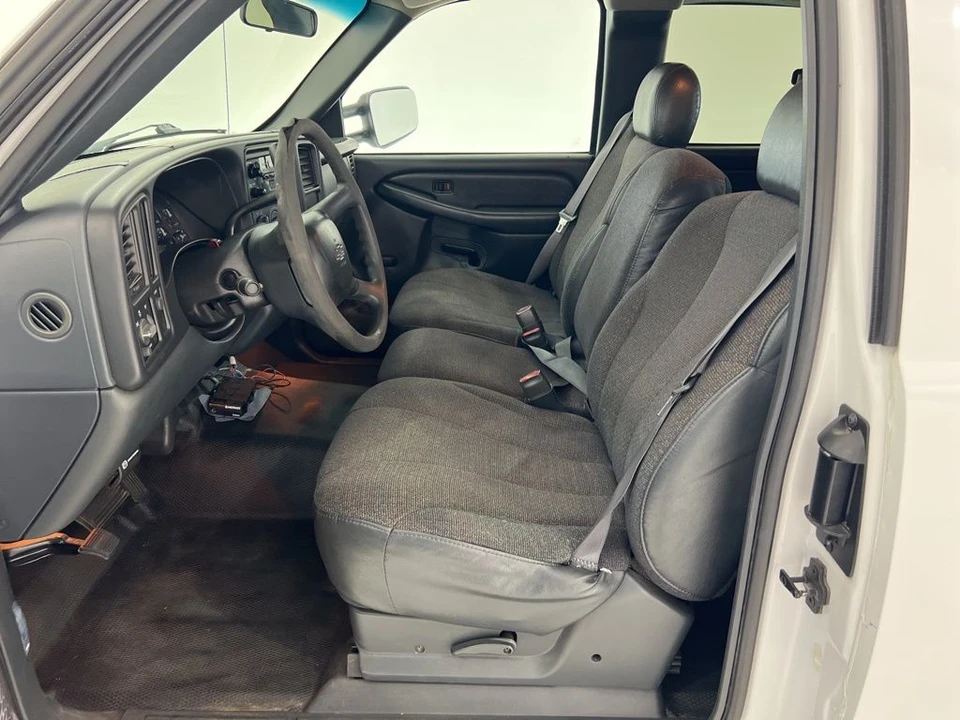 2000 Chevrolet Silverado 1st Gen - Image 16 of 21