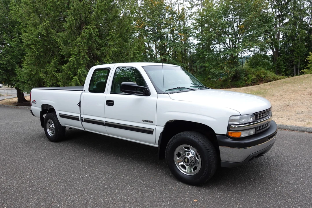 2000 Chevrolet Silverado Heavy Duty 1st Gen - Image 12 of 31