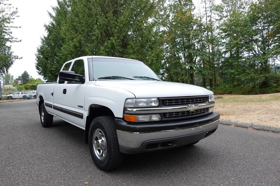 2000 Chevrolet Silverado Heavy Duty 1st Gen - Image 8 of 31