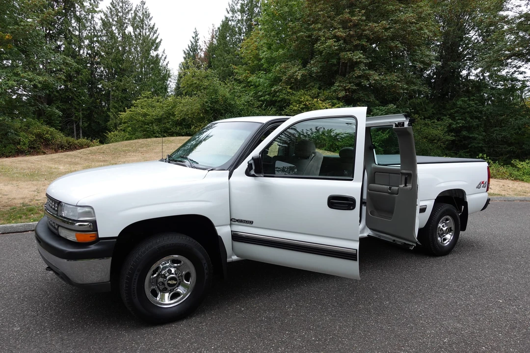 2000 Chevrolet Silverado Heavy Duty 1st Gen - Image 31 of 31