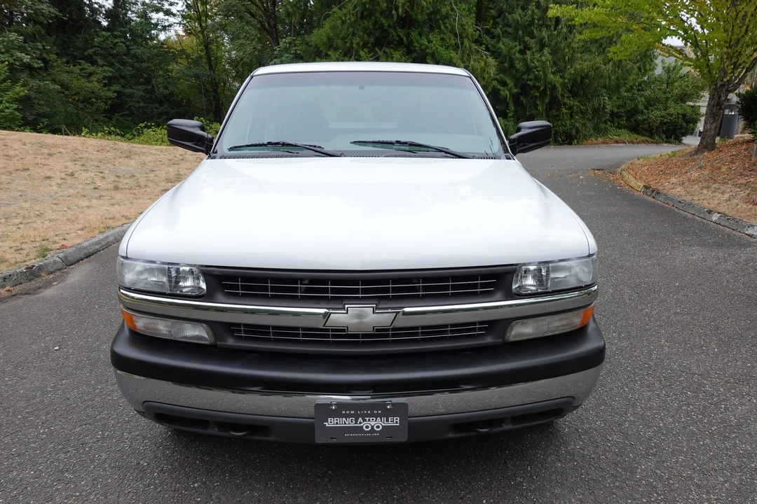 2000 Chevrolet Silverado Heavy Duty 1st Gen - Image 6 of 31