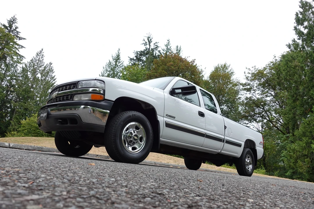 2000 Chevrolet Silverado Heavy Duty 1st Gen - Image 28 of 31