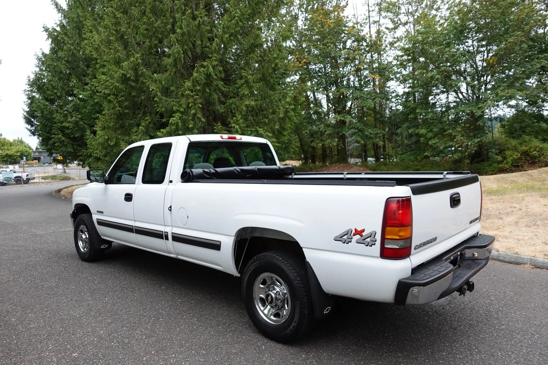 2000 Chevrolet Silverado Heavy Duty 1st Gen - Image 23 of 31