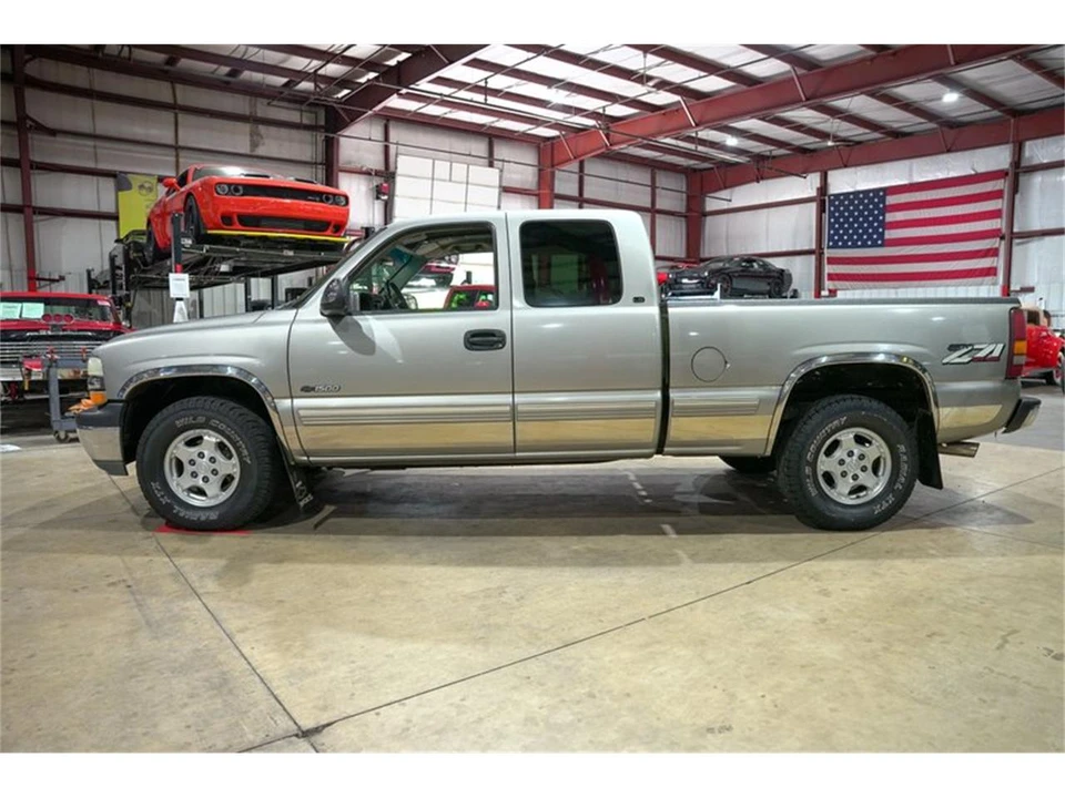 2000 Chevrolet Silverado 1st Gen - Image 4 of 31