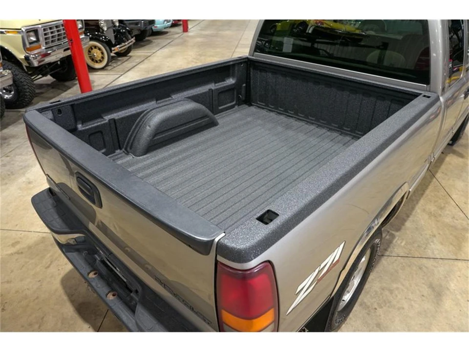 2000 Chevrolet Silverado 1st Gen - Image 20 of 31