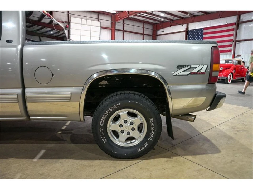2000 Chevrolet Silverado 1st Gen - Image 5 of 31