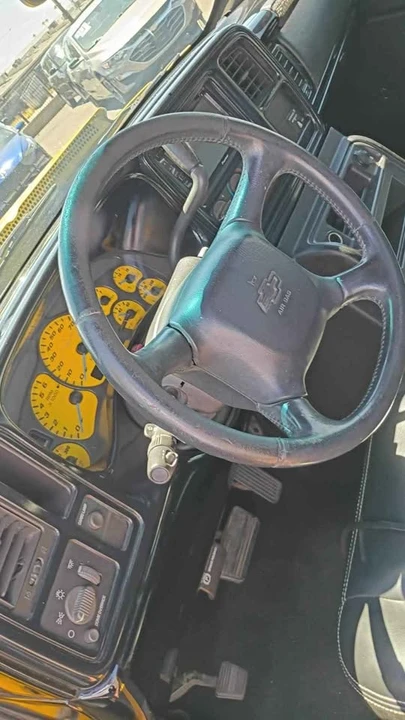 2000 Chevrolet Silverado 1st Gen - Image 16 of 18