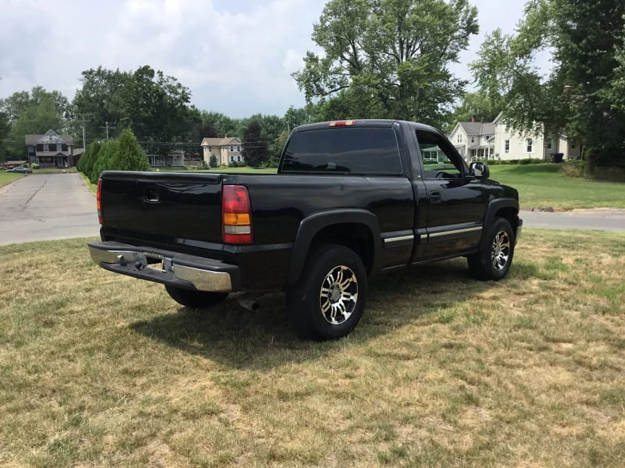 2000 Chevrolet Silverado 1st Gen - Image 3 of 7