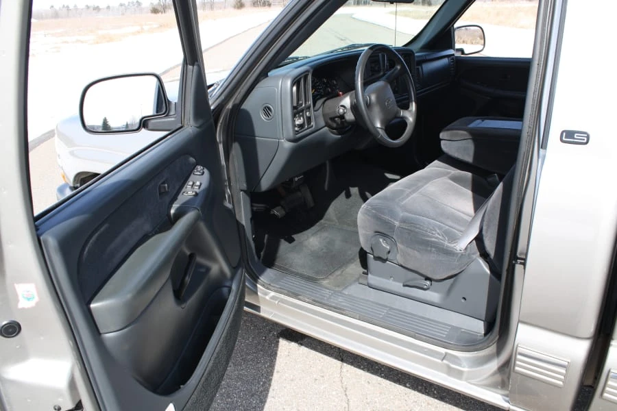 2000 Chevrolet Silverado 1st Gen - Image 5 of 12