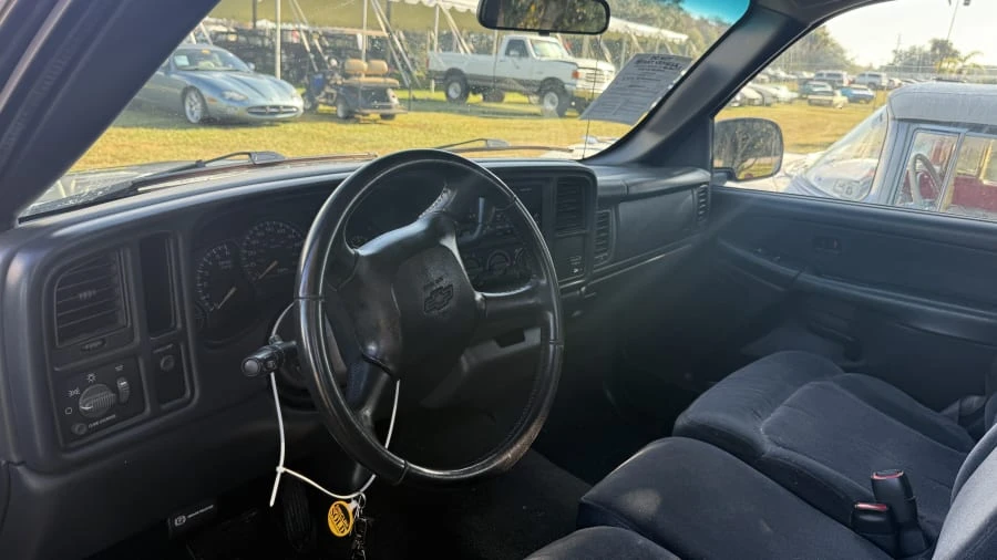 2000 Chevrolet Silverado 1st Gen - Image 7 of 9