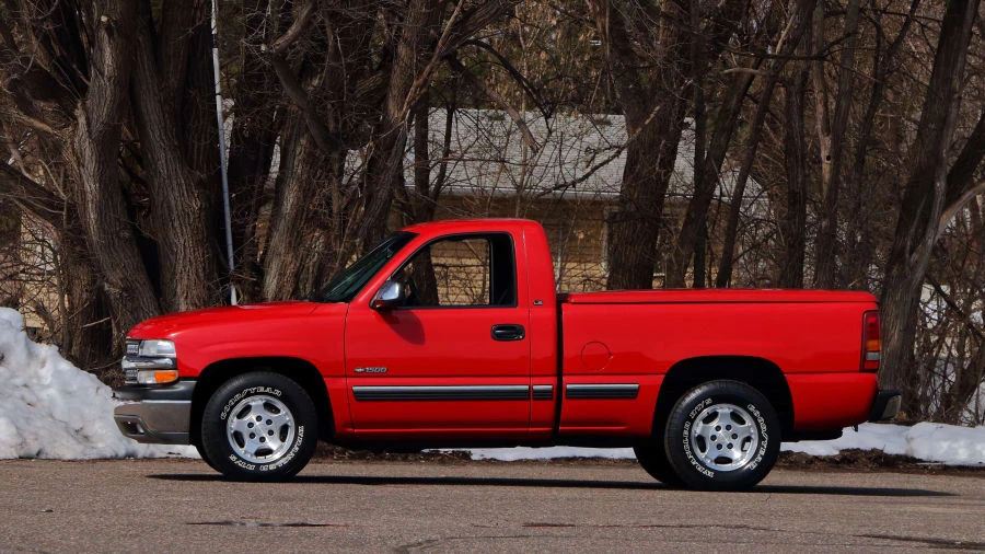 2000 Chevrolet Silverado 1st Gen - Image 2 of 20