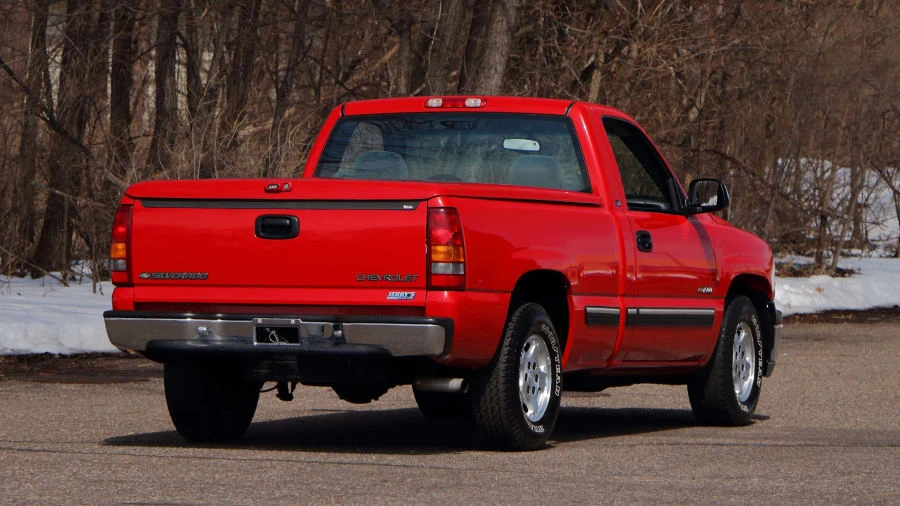 2000 Chevrolet Silverado 1st Gen - Image 3 of 20