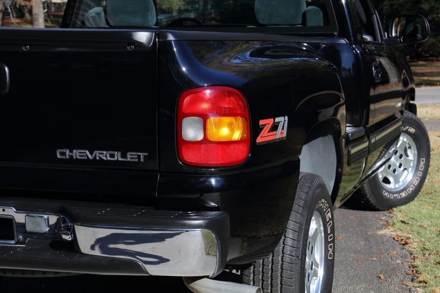 2000 Chevrolet Silverado 1st Gen - Image 13 of 28