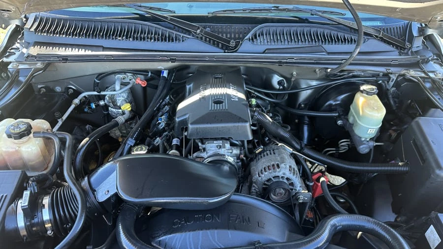 2000 Chevrolet Silverado 1st Gen - Image 10 of 12