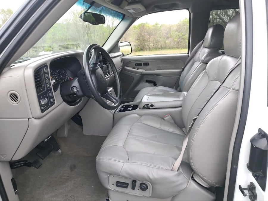 2000 Chevrolet Silverado 1st Gen - Image 4 of 5