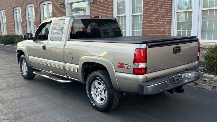 2000 Chevrolet Silverado 1st Gen - Image 3 of 7