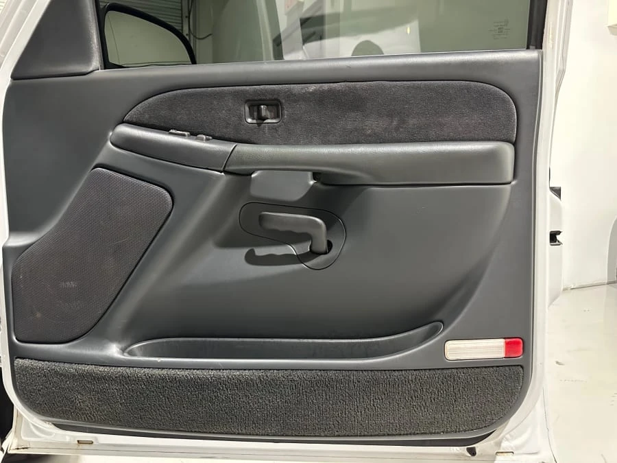 2000 Chevrolet Silverado 1st Gen - Image 14 of 21