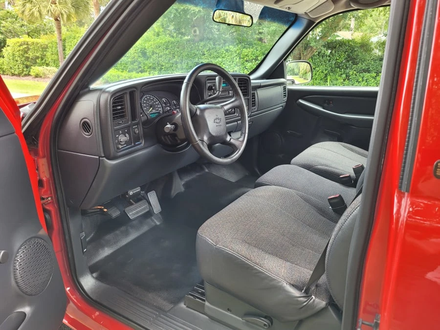 2000 Chevrolet Silverado 1st Gen - Image 3 of 9