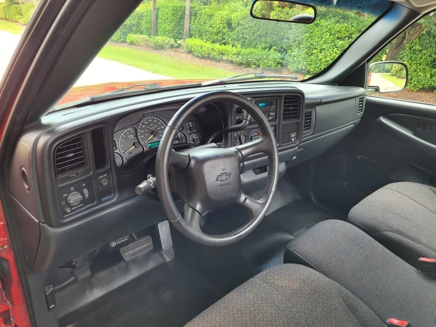 2000 Chevrolet Silverado 1st Gen - Image 5 of 9