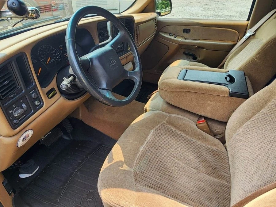 2000 Chevrolet Silverado 1st Gen - Image 9 of 11