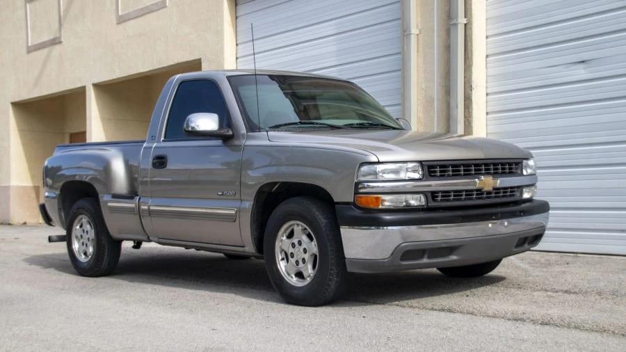 2000 Chevrolet Silverado 1st Gen - Image 6 of 22
