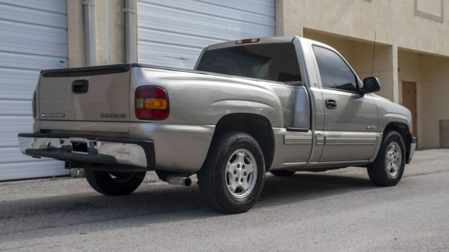 2000 Chevrolet Silverado 1st Gen - Image 3 of 22