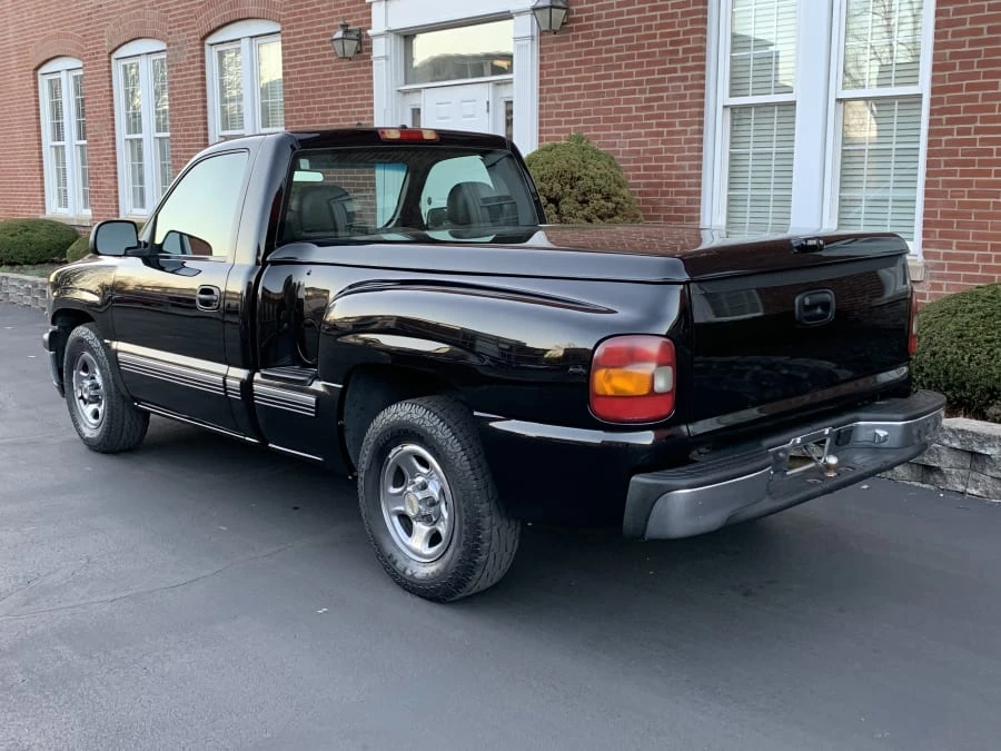 2000 Chevrolet Silverado 1st Gen - Image 3 of 7