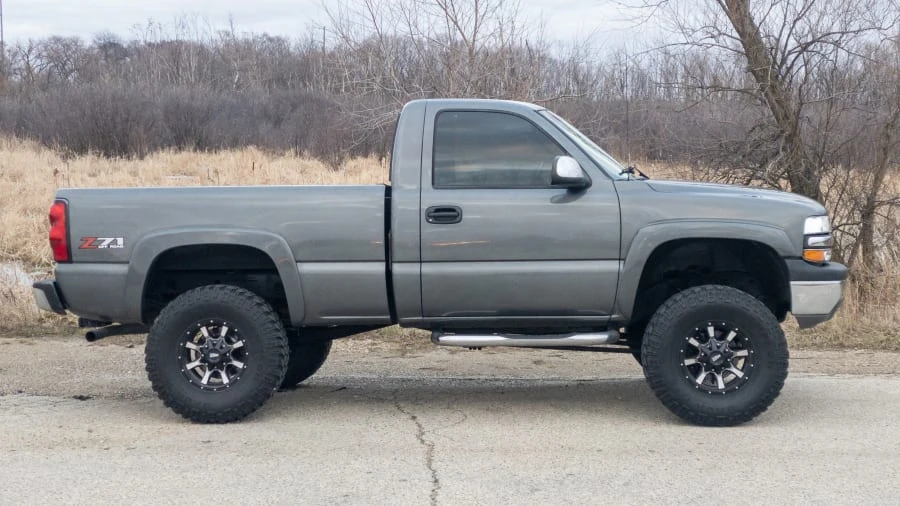 2000 Chevrolet Silverado 1st Gen - Image 2 of 13