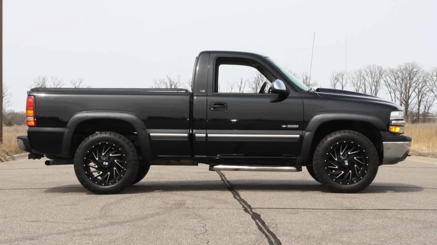 2000 Chevrolet Silverado 1st Gen - Image 13 of 14