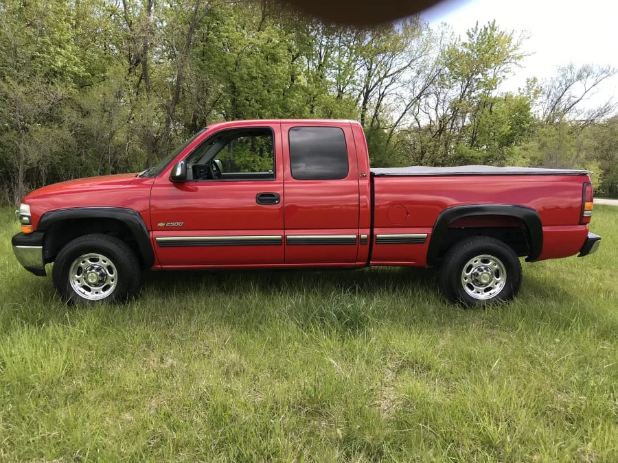 2000 Chevrolet Silverado 1st Gen - Image 2 of 5