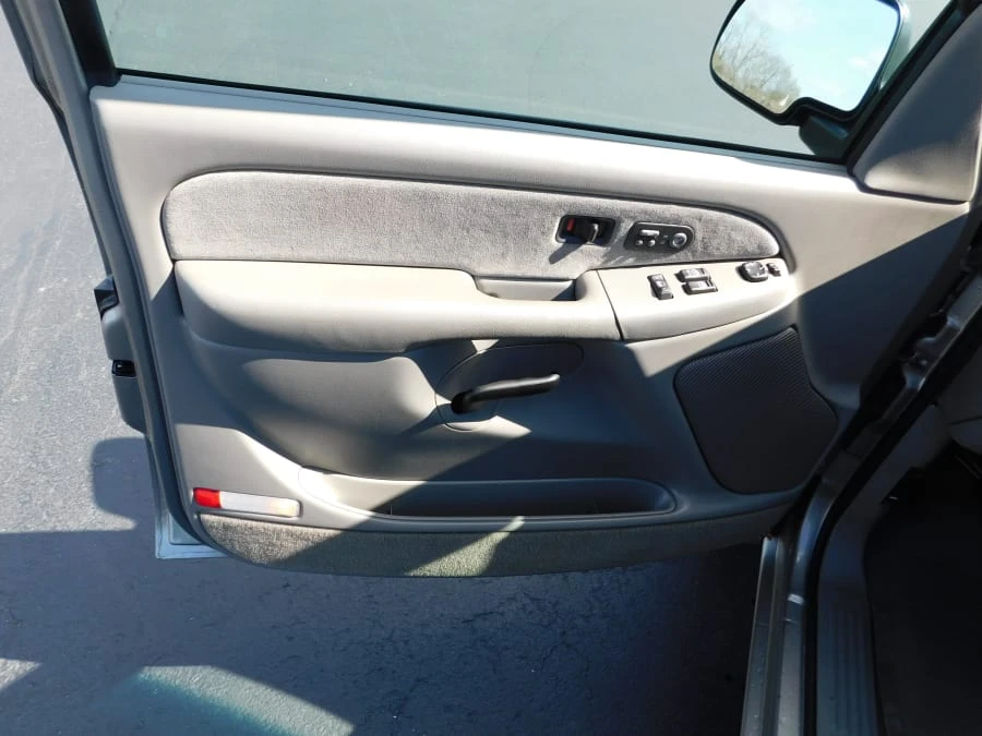 2000 Chevrolet Silverado 1st Gen - Image 4 of 13