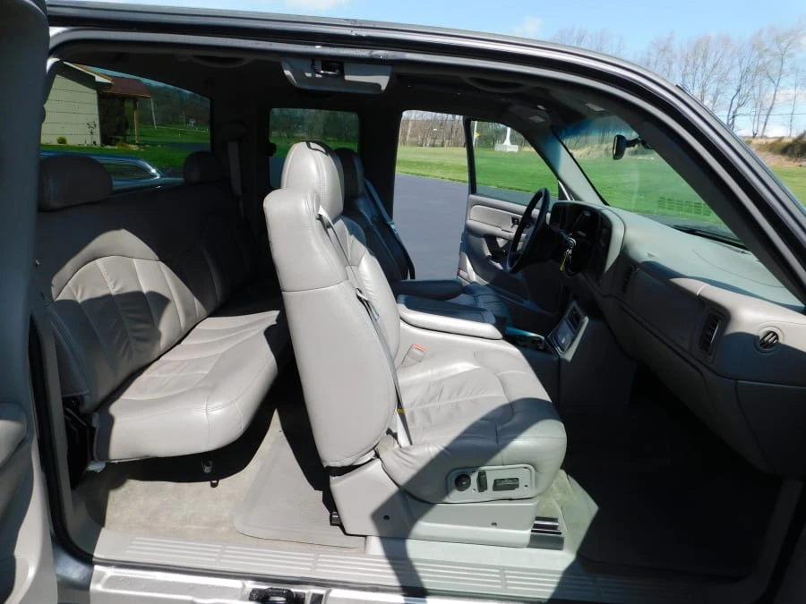 2000 Chevrolet Silverado 1st Gen - Image 9 of 13