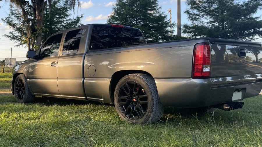 2000 Chevrolet Silverado 1st Gen - Image 3 of 12