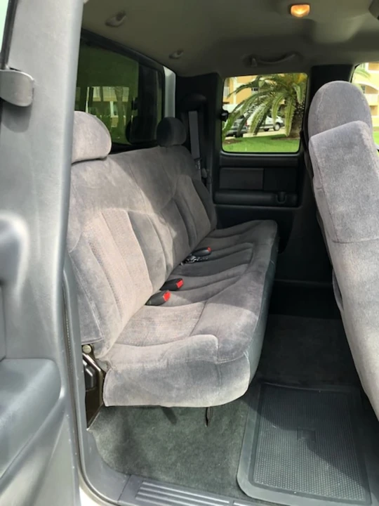 2000 Chevrolet Silverado 1st Gen - Image 11 of 15