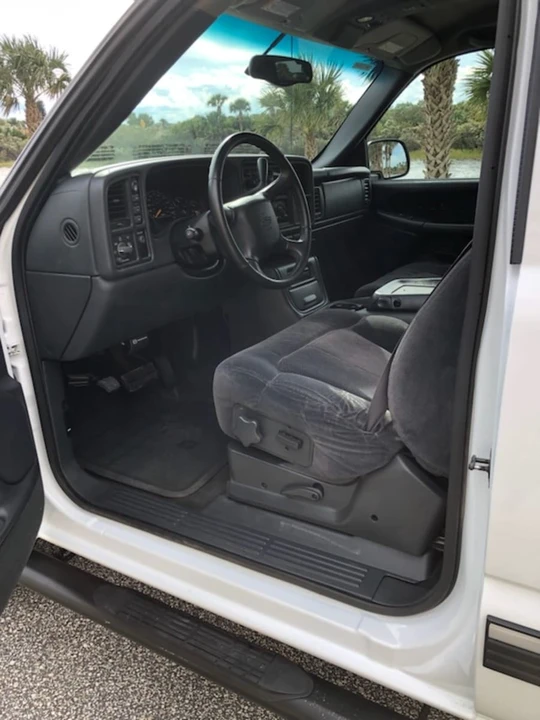 2000 Chevrolet Silverado 1st Gen - Image 9 of 15