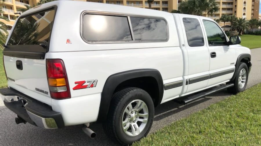 2000 Chevrolet Silverado 1st Gen - Image 2 of 15
