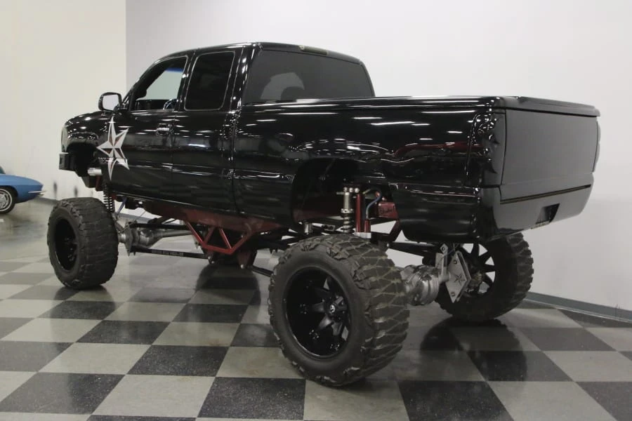 2000 Chevrolet Silverado 1st Gen - Image 3 of 12
