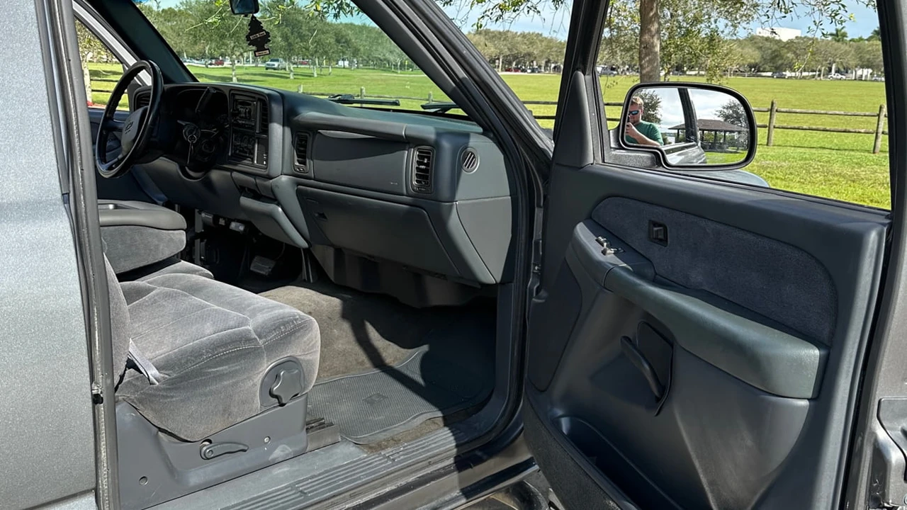 2000 Chevrolet Silverado 1st Gen - Image 7 of 19