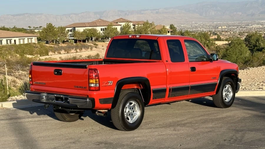 2000 Chevrolet Silverado 1st Gen - Image 3 of 31